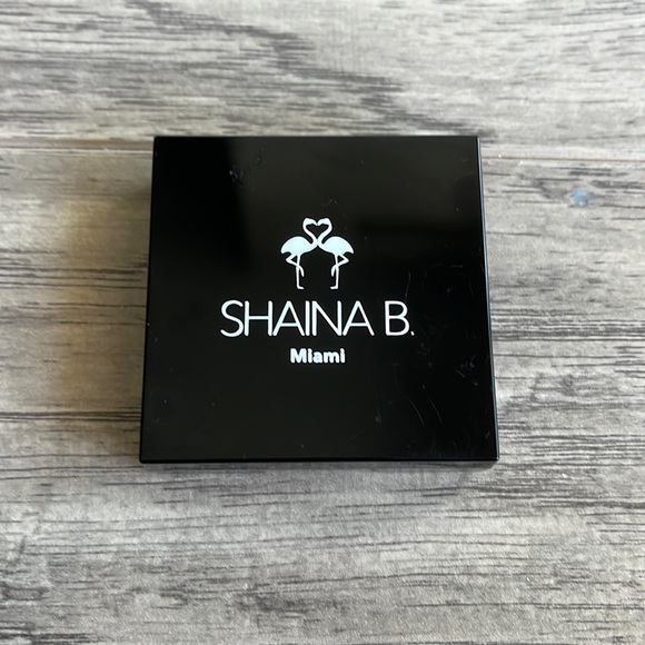 NEW Eyeshadow Duo - Picture 2 of 4